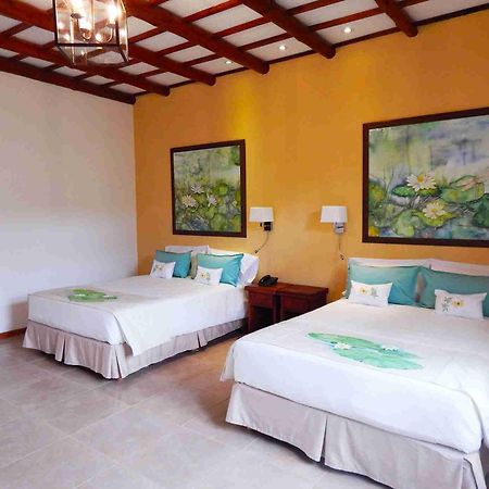 El Pueblito Iguazu Hotel Puerto Iguazu Ngoại thất bức ảnh